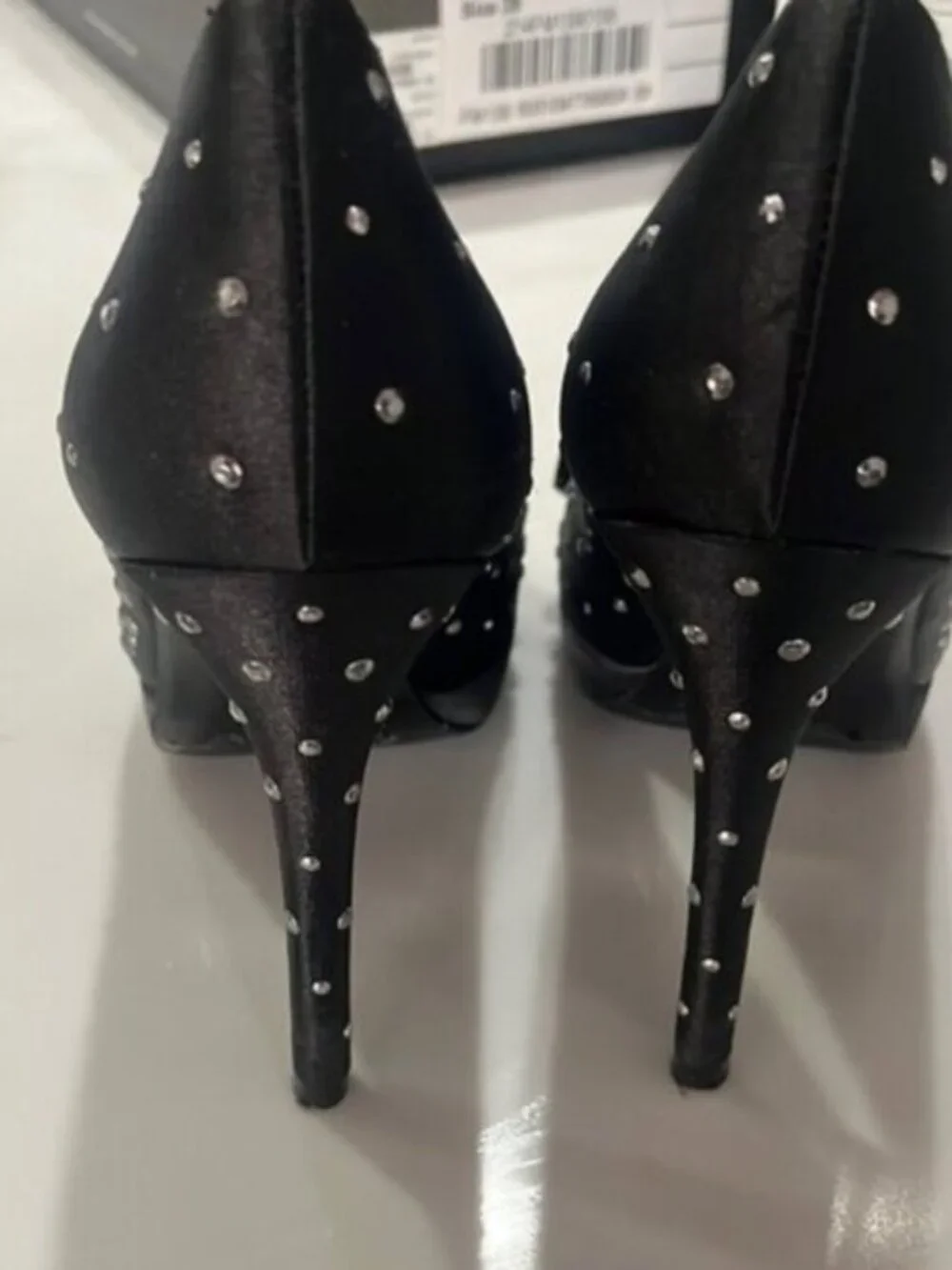 Karen Millen Black Crystal Embellished Peep Toe Heels EU 39 US 8.5